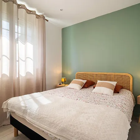 Maison A 1300 M Des Plages Holiday home